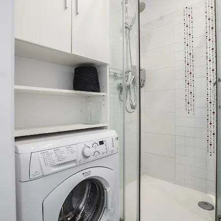 ★bright, Spacious Apartment|palace Of Culture View★ Daire Varşova